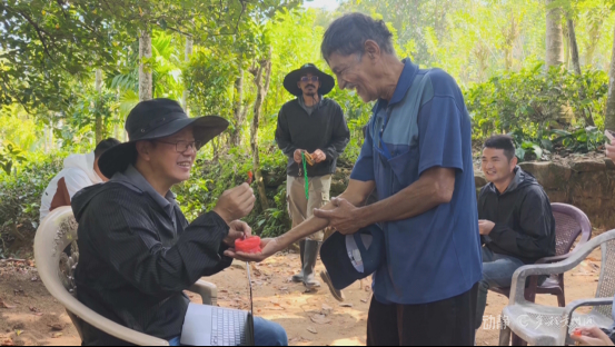 新春走基层丨我带着中国技术在斯里兰卡种红茶 新春走基层丨我带着中国技术在斯里兰卡种红茶
