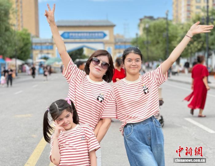 从“听故事的人”到“讲故事的人” 中国女孩麦祖娜的寻根路 从“听故事的人”到“讲故事的人” 中国女孩麦祖娜的寻根路