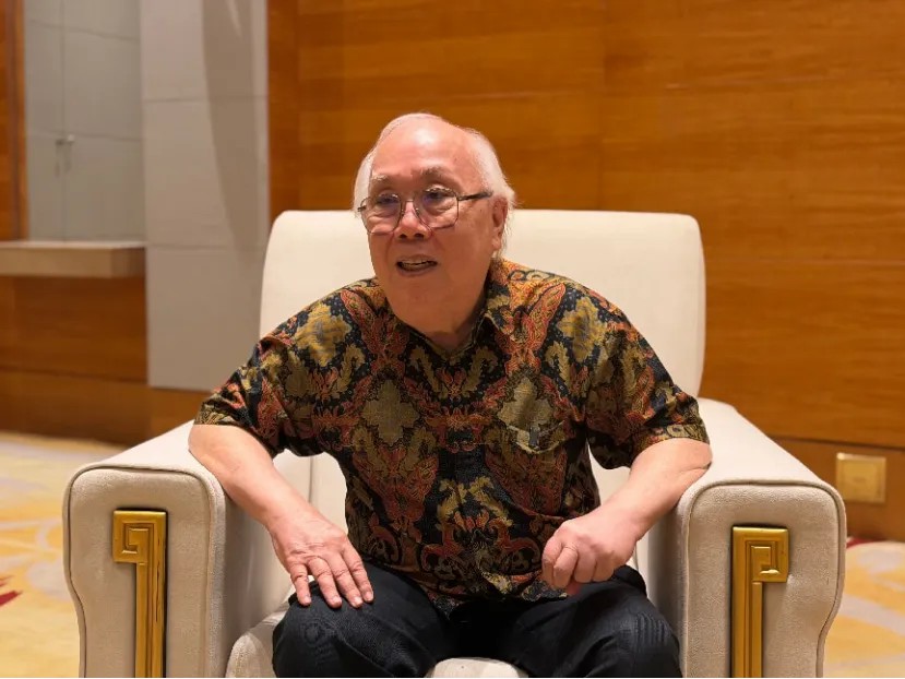 东西问丨黄印华“五访新疆”:打破谣言最好的方法是亲身感受