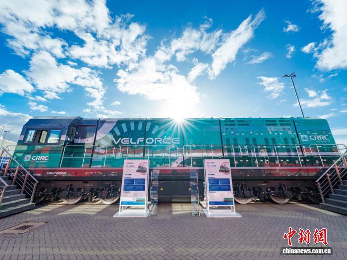 全球首列搭载具身智能技术地铁列车在德国柏林发布