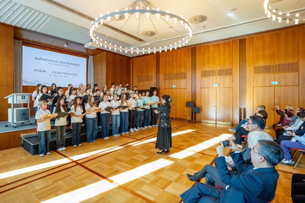 记者手记丨德国青少年在歌声中走近中国