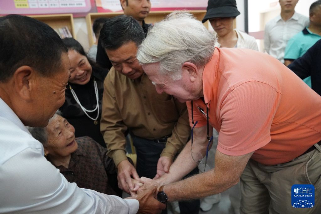 “我的命是中国人救的,一定要回去感谢他们”