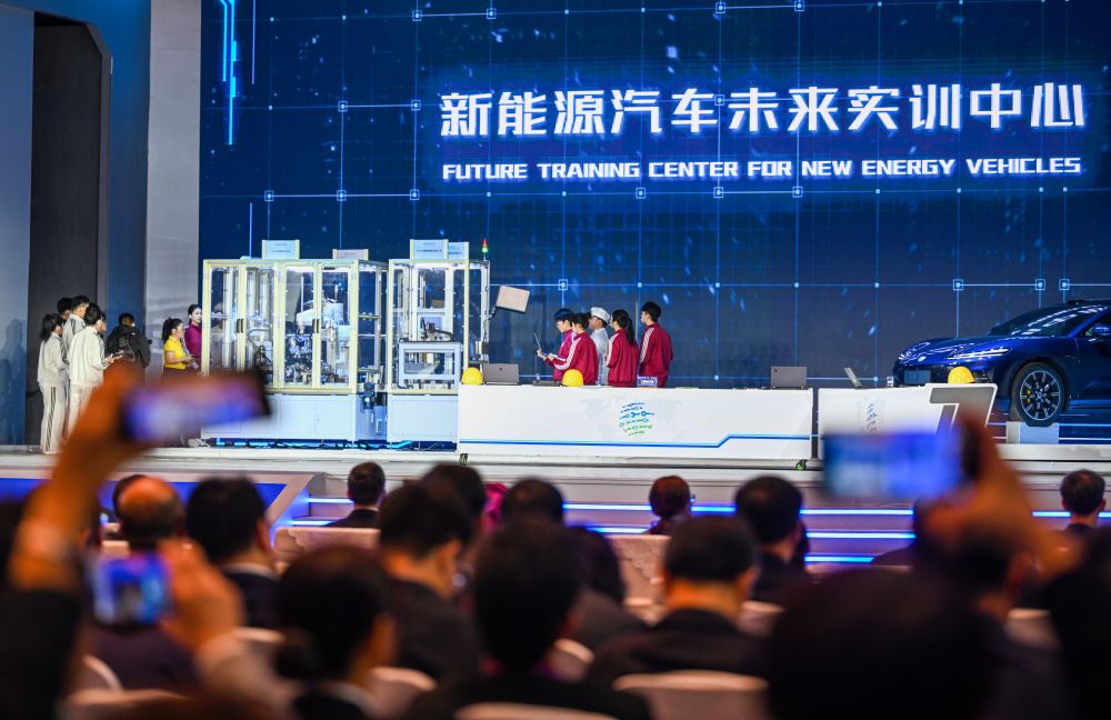 中国“职教出海”绘就国际合作新图景 中国“职教出海”绘就国际合作新图景