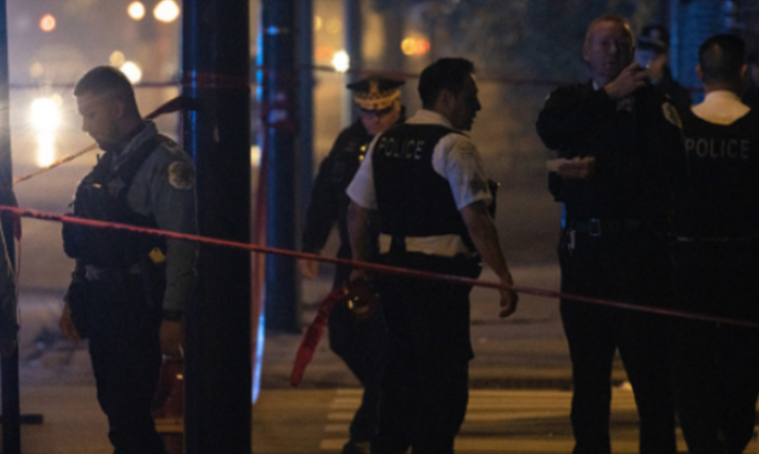 美国芝加哥周末枪击案频发 至少50人中枪10人死亡