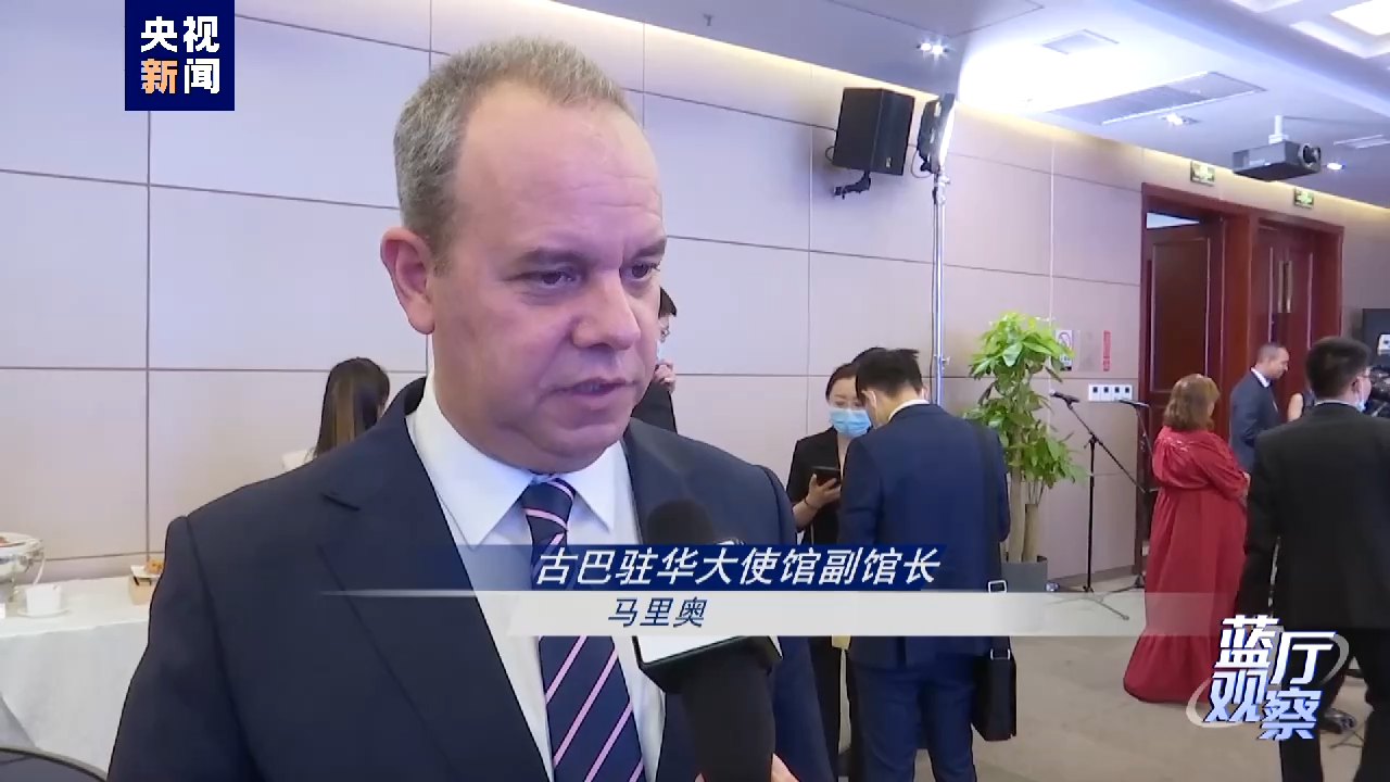 揭牌!洽谈!中洪关系强劲起步 揭牌!洽谈!中洪关系强劲起步