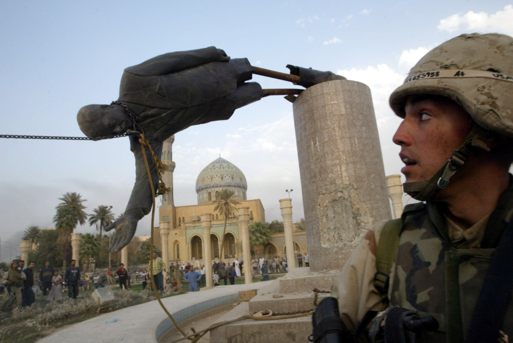 中东战地手记｜天堂广场：见证伊拉克人的笑与泪