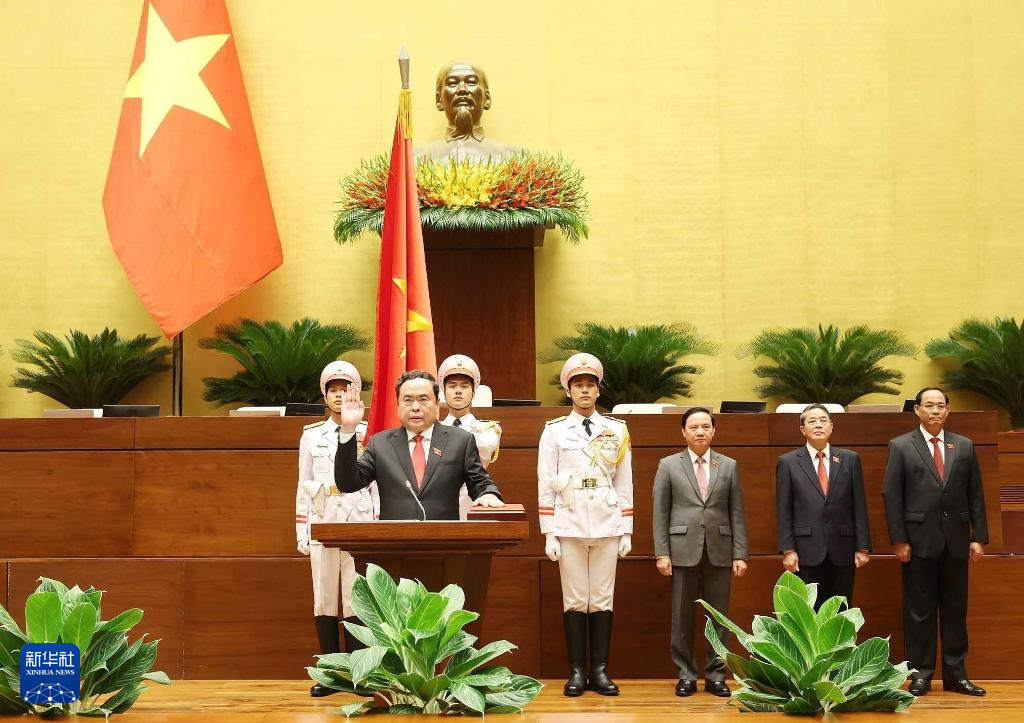 越南国会主席现任图片