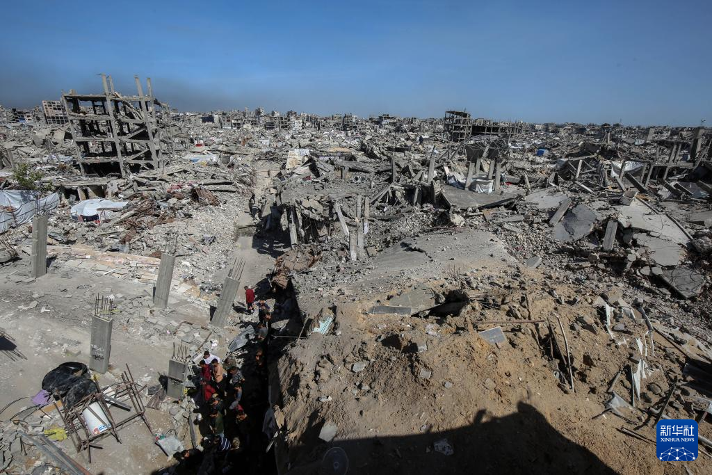 以军轰炸加沙多地造成至少93人死亡