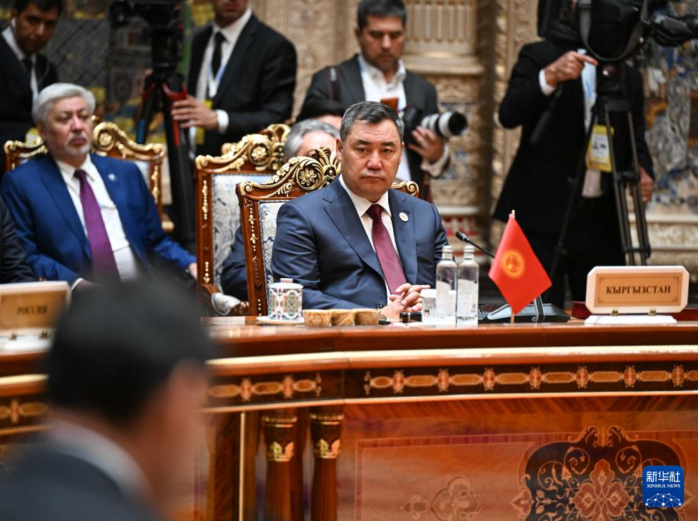 独联体国家元首理事会会议在杜尚别举行