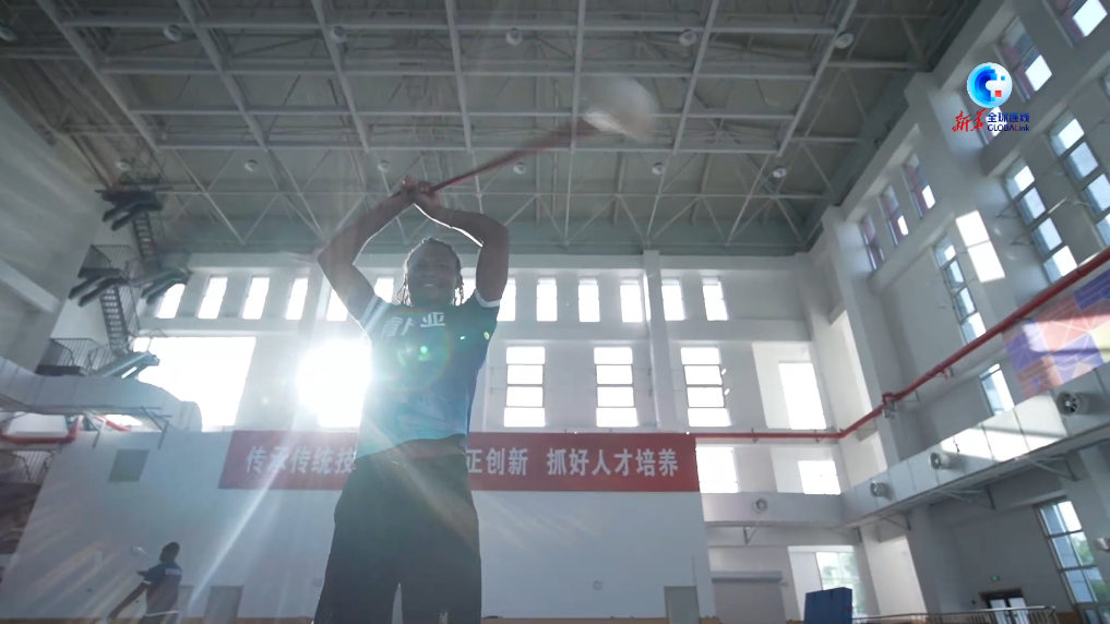 全球连线｜当“洋面孔”遇上“老技艺”：外国学员的吴桥学艺之旅