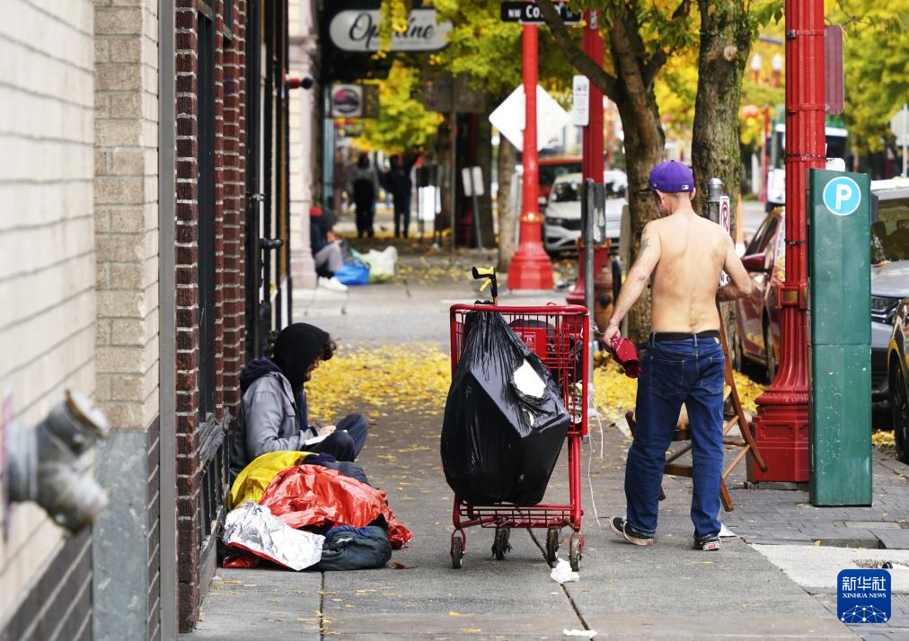 波特兰街头的无家可归者