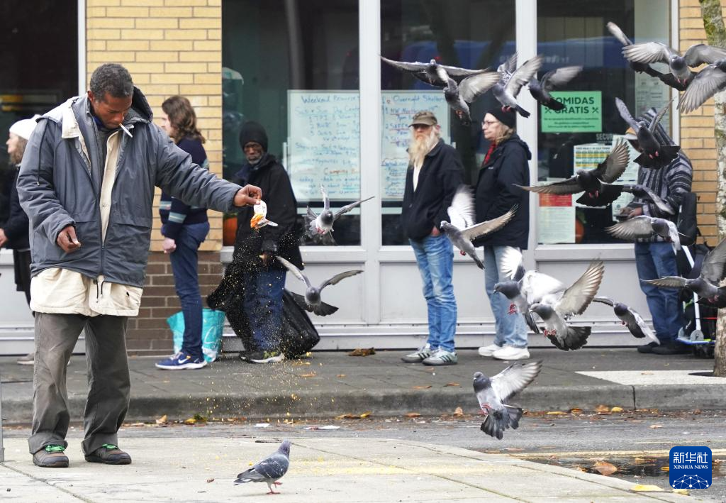 波特兰街头的无家可归者