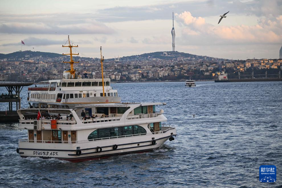 伊斯坦布尔:繁忙的金角湾