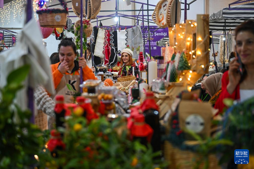 伊斯坦布尔:新年购物节
