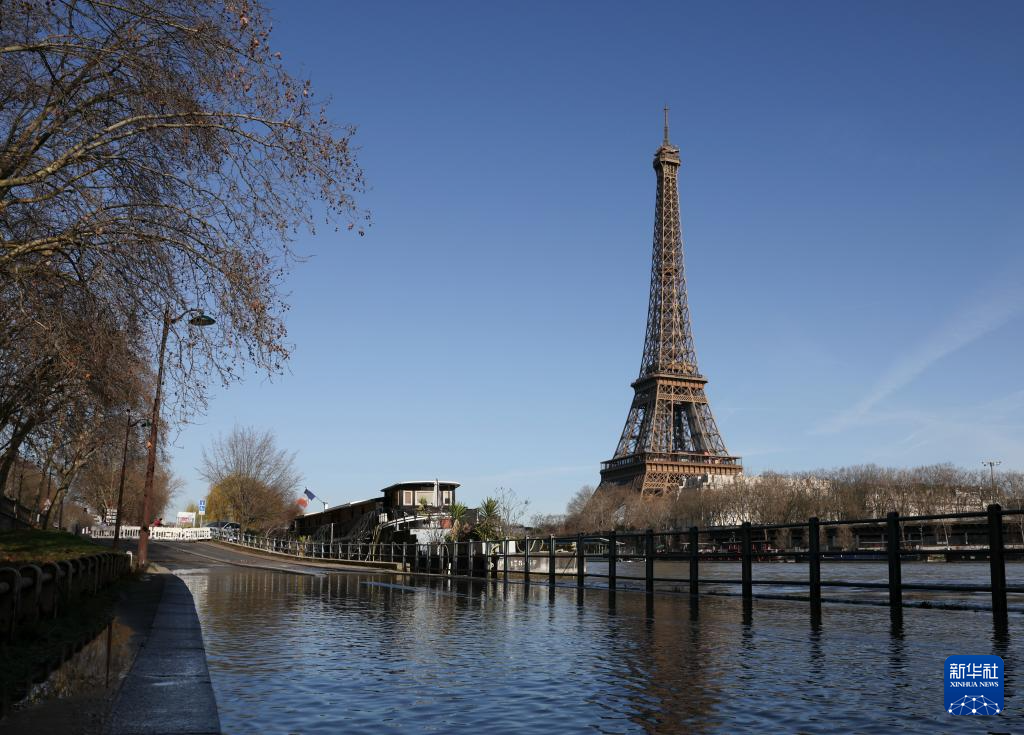 塞纳河水位上涨