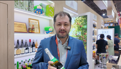 从“卖空展品”到“看懂中国”：外商眼中的消博会与中国市场新引力_fororder_审定版：从“卖空展品”到“看懂中国”：外商眼中的消博会与中国市场新引力2315