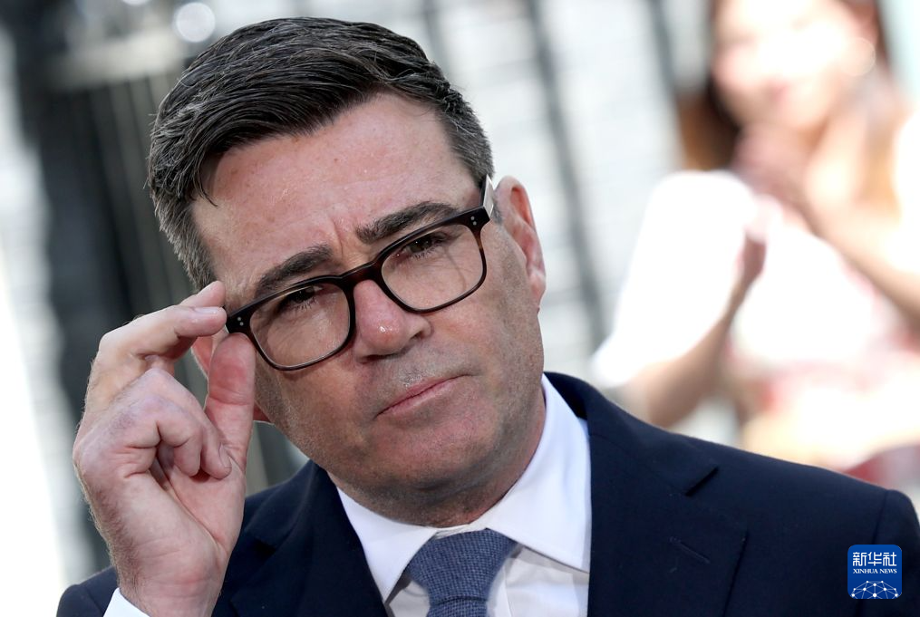 伯纳姆就任英国首相