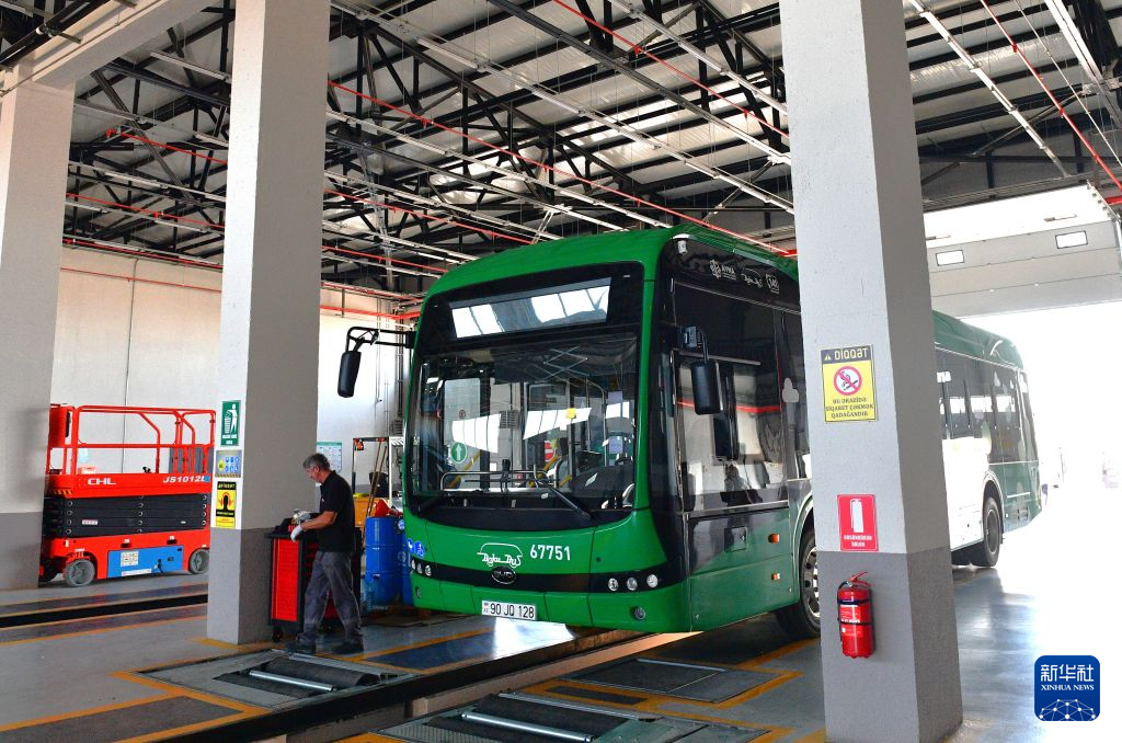 通讯丨中国电动公交车助力阿塞拜疆绿色转型